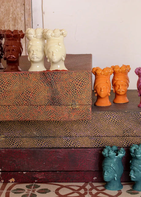 Mata e Grifone in Giardino - H16