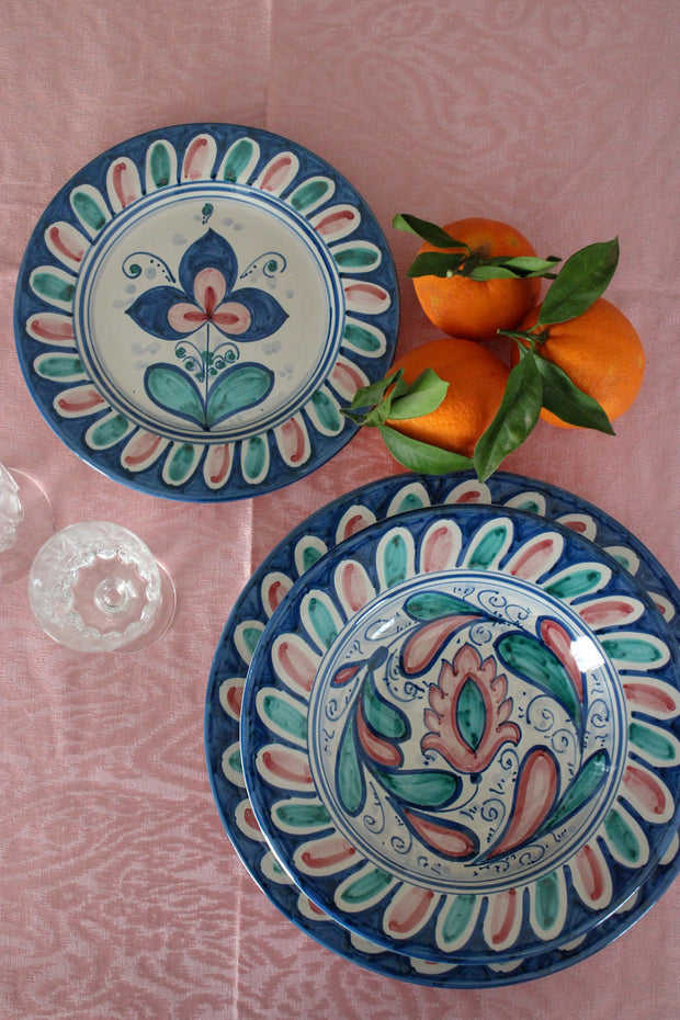 Piatto Piano ROSA DI MONZIA - Crita Ceramiche di Caltagirone