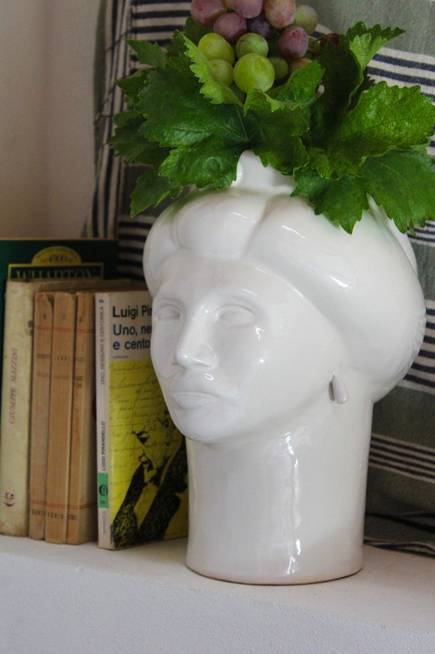 Roxelana Media • Bianco Madonie - Crita Ceramiche di Caltagirone