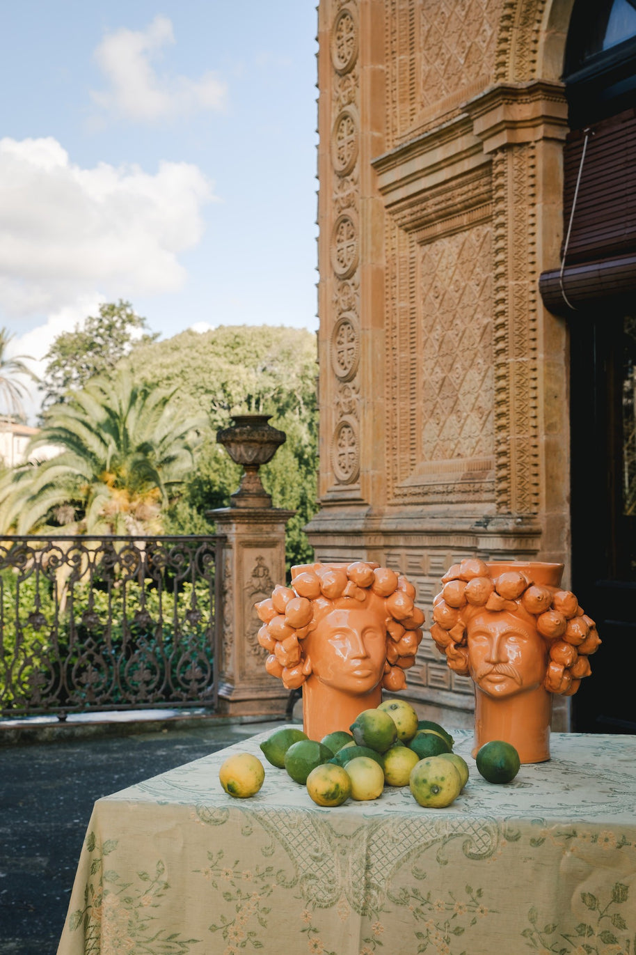 Solimano e Roxelana in giardino • Arancio di Palagonia - Crita Ceramiche di Caltagirone